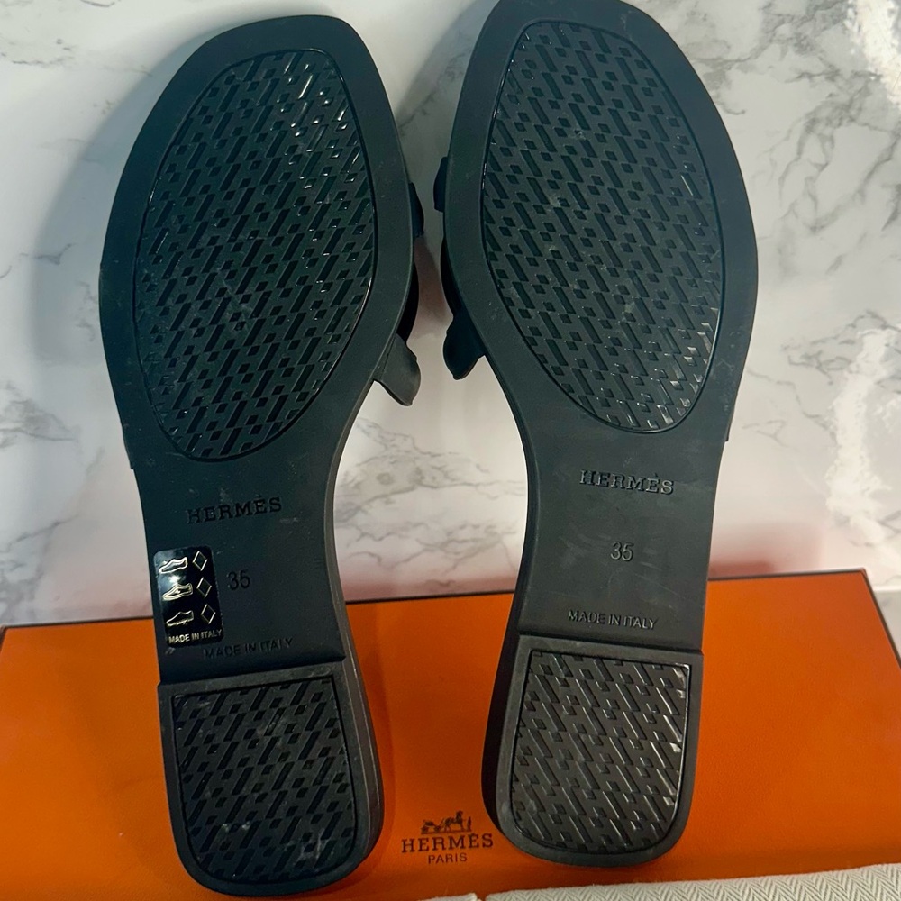 Hermès Aloha Black Sandals (Hermès Chaîne d’Ancre Rubber Slides ) - Picture 7 of 10